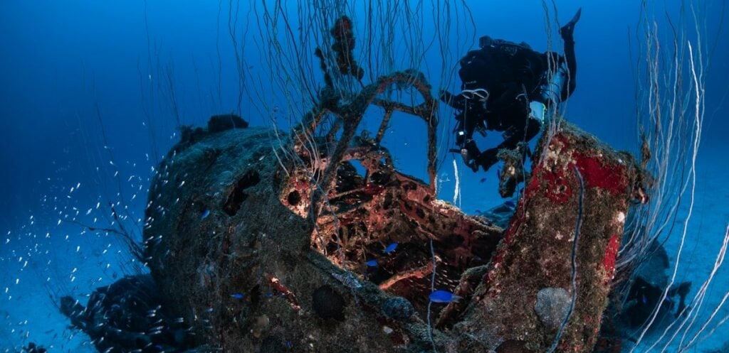 Hell Cat plane wreck on the Saratoga