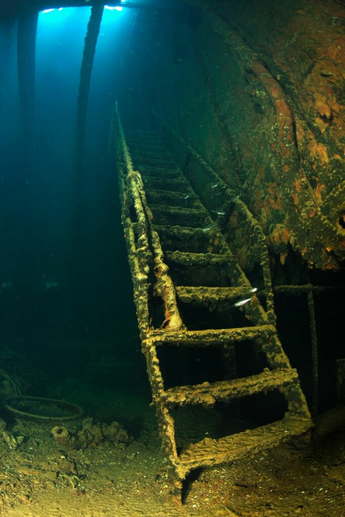 Fujikawa Maru Truk Lagoon Werner Thiele