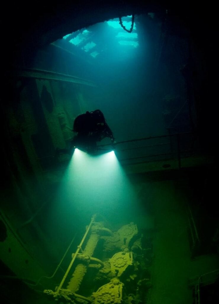 engine room Kensho Maru wreck