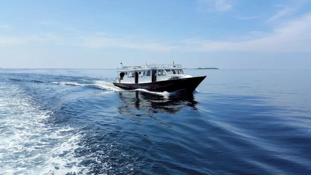 The dhoni sets apart the luxury liveaboards in the Maldives