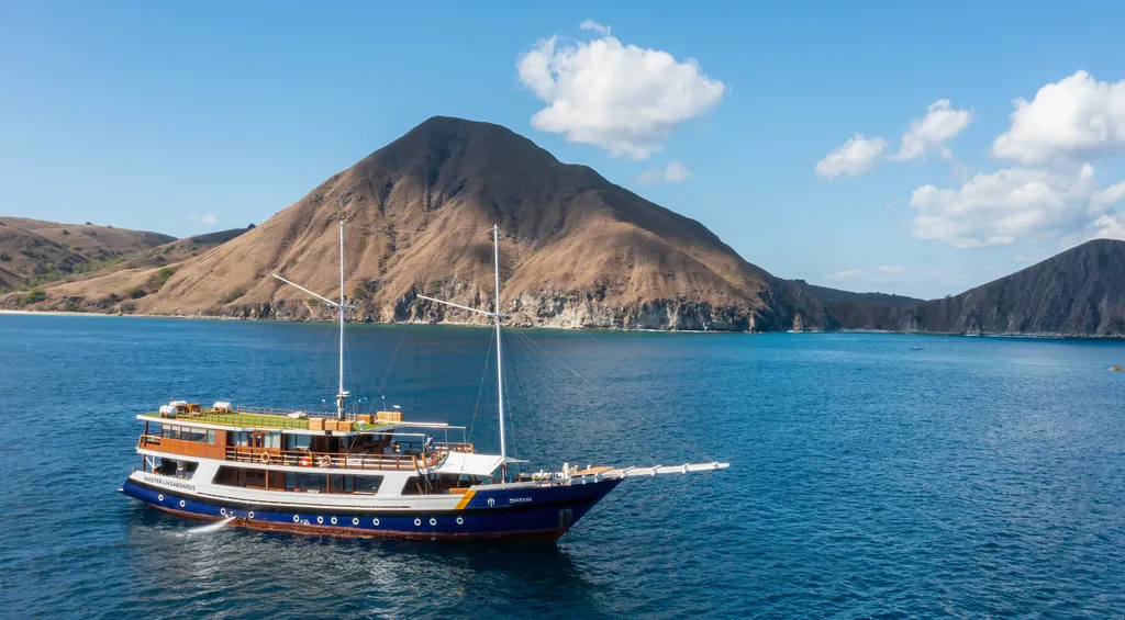 Photo courtesy of Gerald Rambert - Indo Master in Komodo Master Liveaboards diving in Indonesia aboard Indo Master